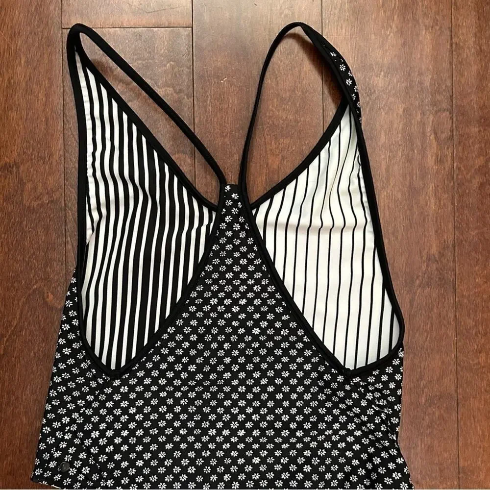 Volcom Reversible Striped Black and White Women’s One Piece, Size XS